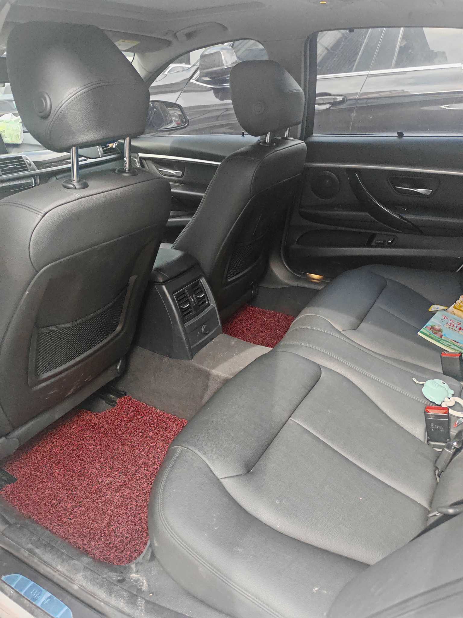 BMW 3 Series 2017 car image #6