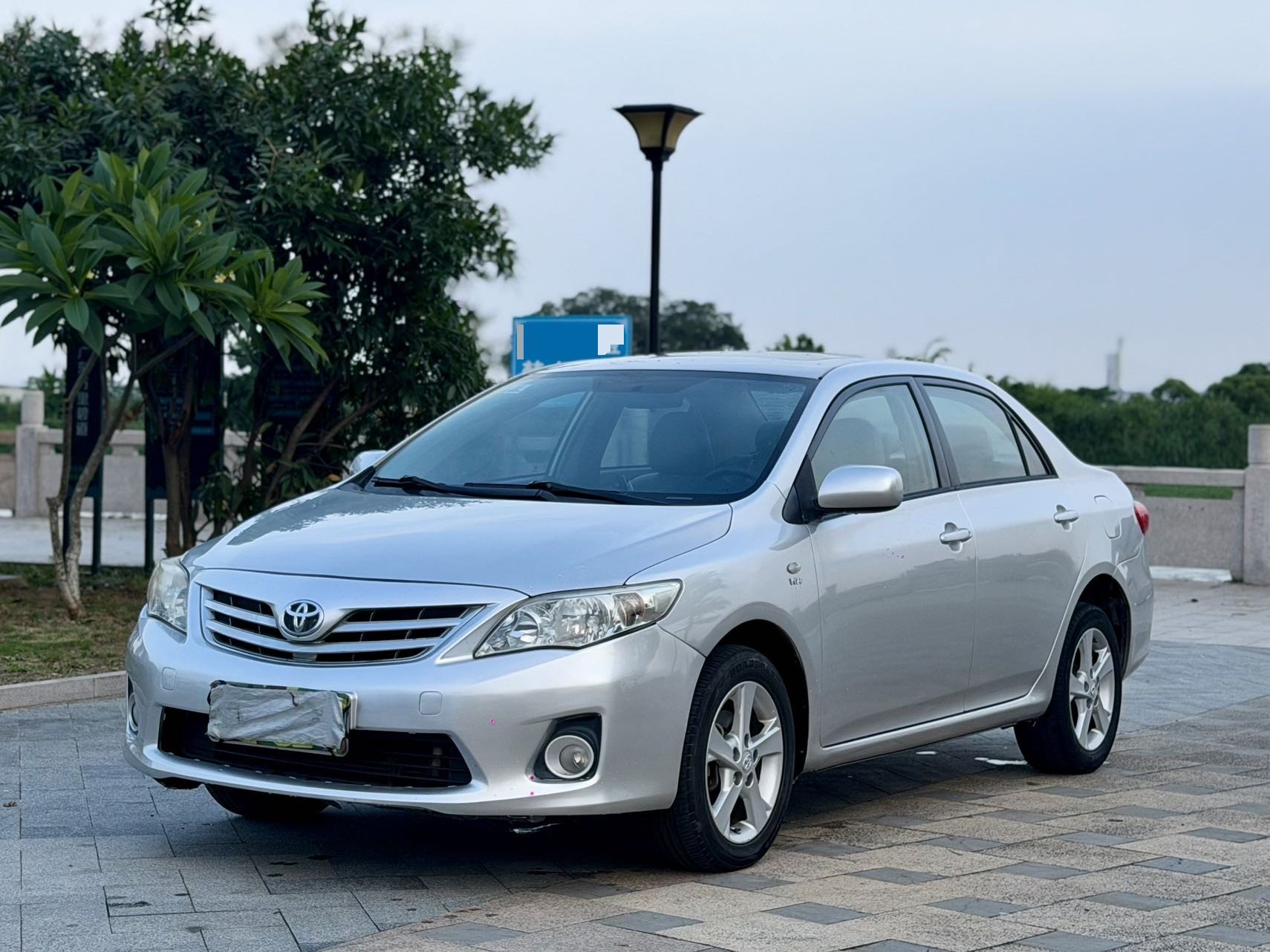 Toyota Corolla 2014 Toyota Corolla 2014 car image