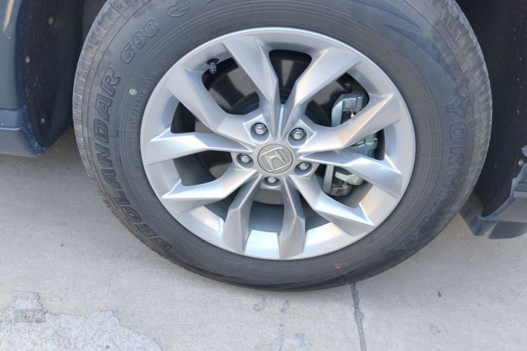 Honda CR-V 2025 car image #9