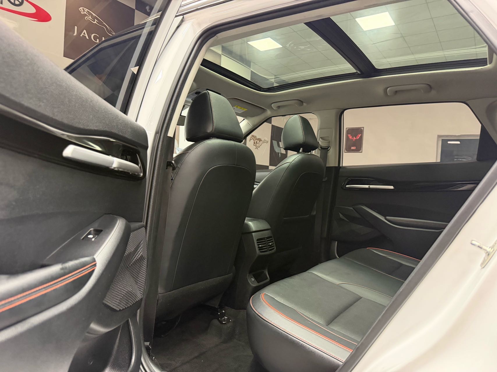 起亚 赛图斯 2023 汽车图片 #8