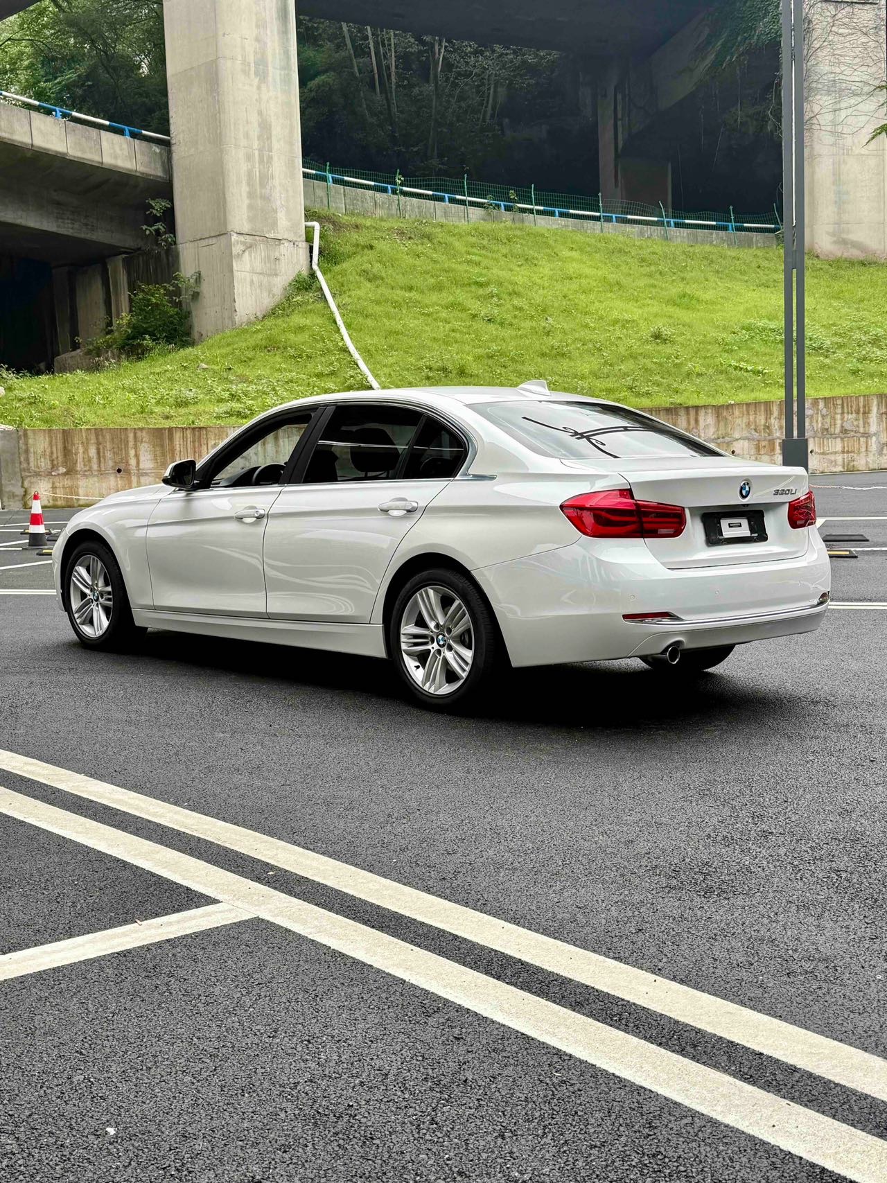 BMW 3 Series 2016 car image #7