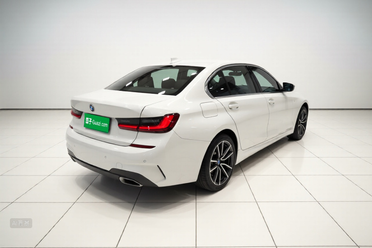 BMW 3 Series 2021 car image #7