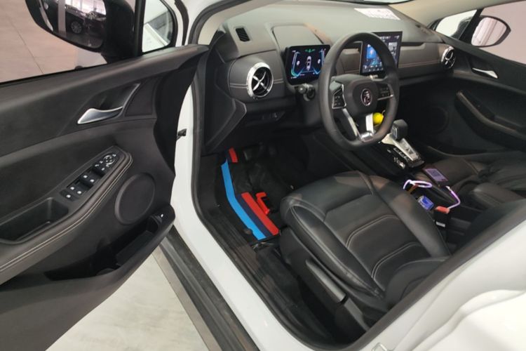 BYD Yuan New Energy 2020 car image #16