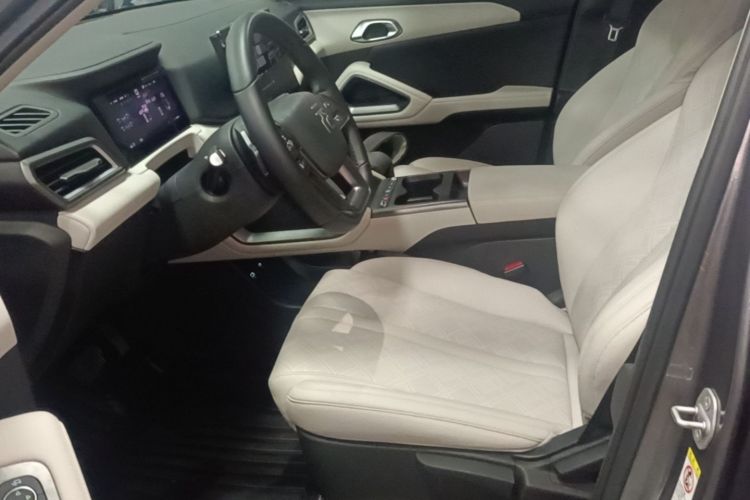 BYD YuanUP 2025 car image #15
