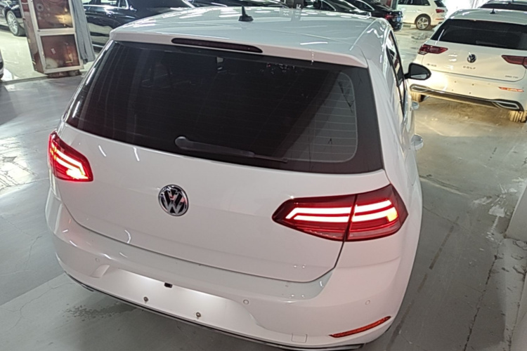 Volkswagen Golf 2019 #7 Volkswagen Golf 2019 car image #7
