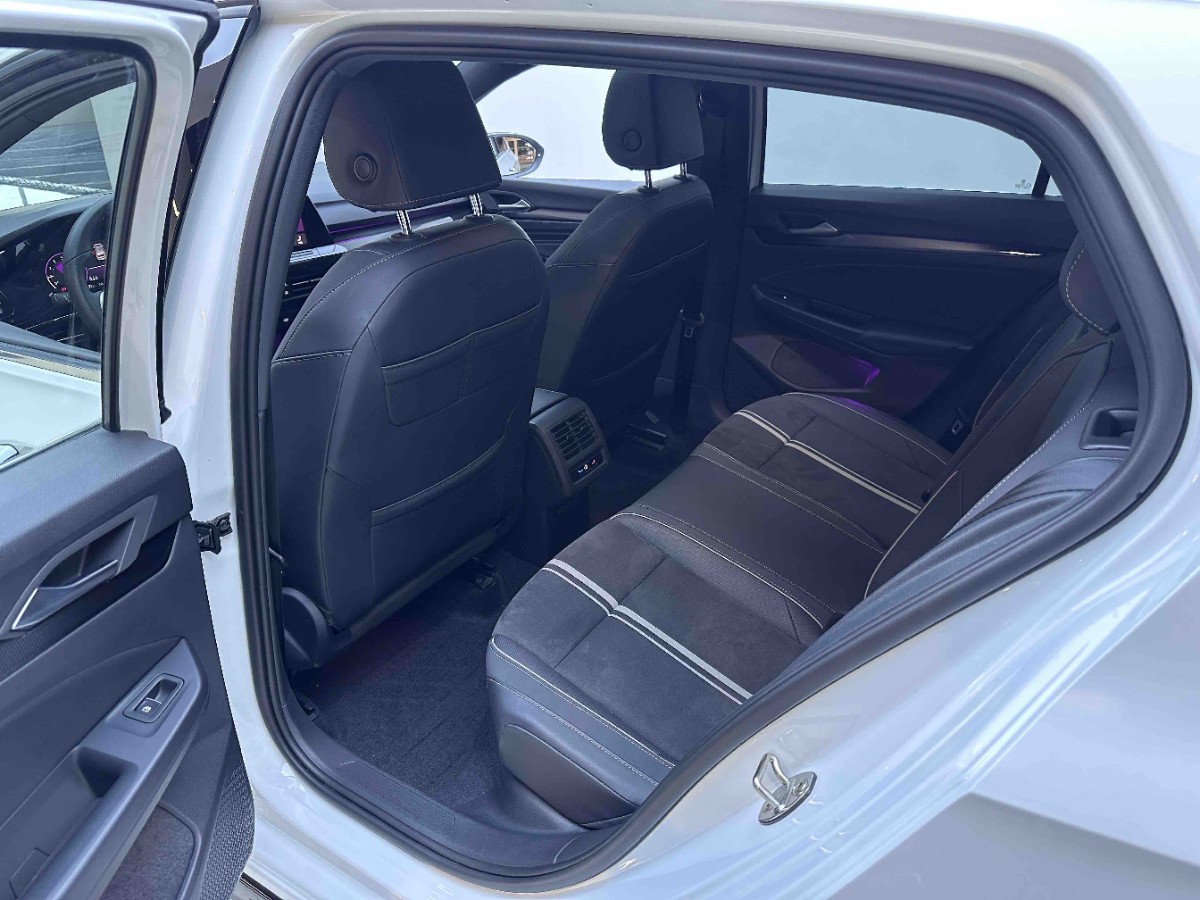 Volkswagen Golf 2022 imagen de coche #5