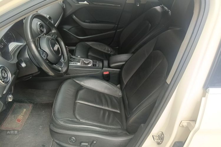 Audi A3 2015 car image #17