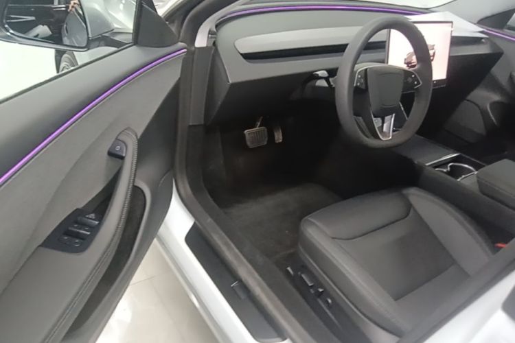 2025 #16 2025 car image #16