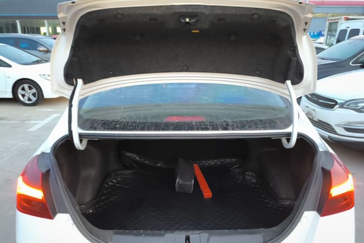 GEELY Emgrand 2020 #19 GEELY Emgrand 2020 car image #19