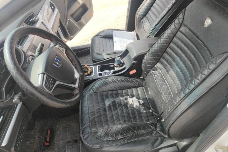 GEELY Emgrand 2017 car image #19