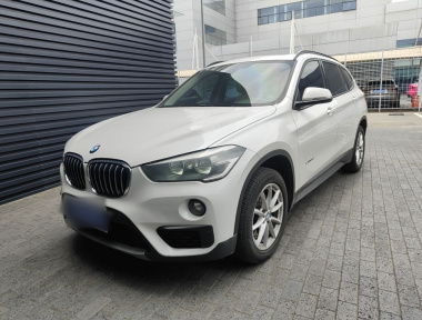 BMW X1 2017 BMW X1 2017 car image