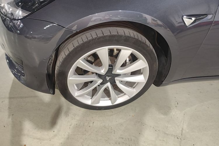 Tesla Model 3 2020 immagine di auto #9