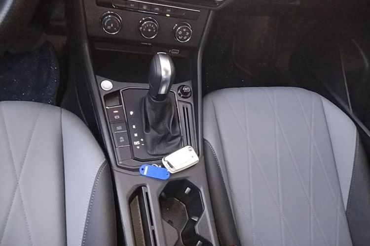Volkswagen Lavida 2026 car image #21