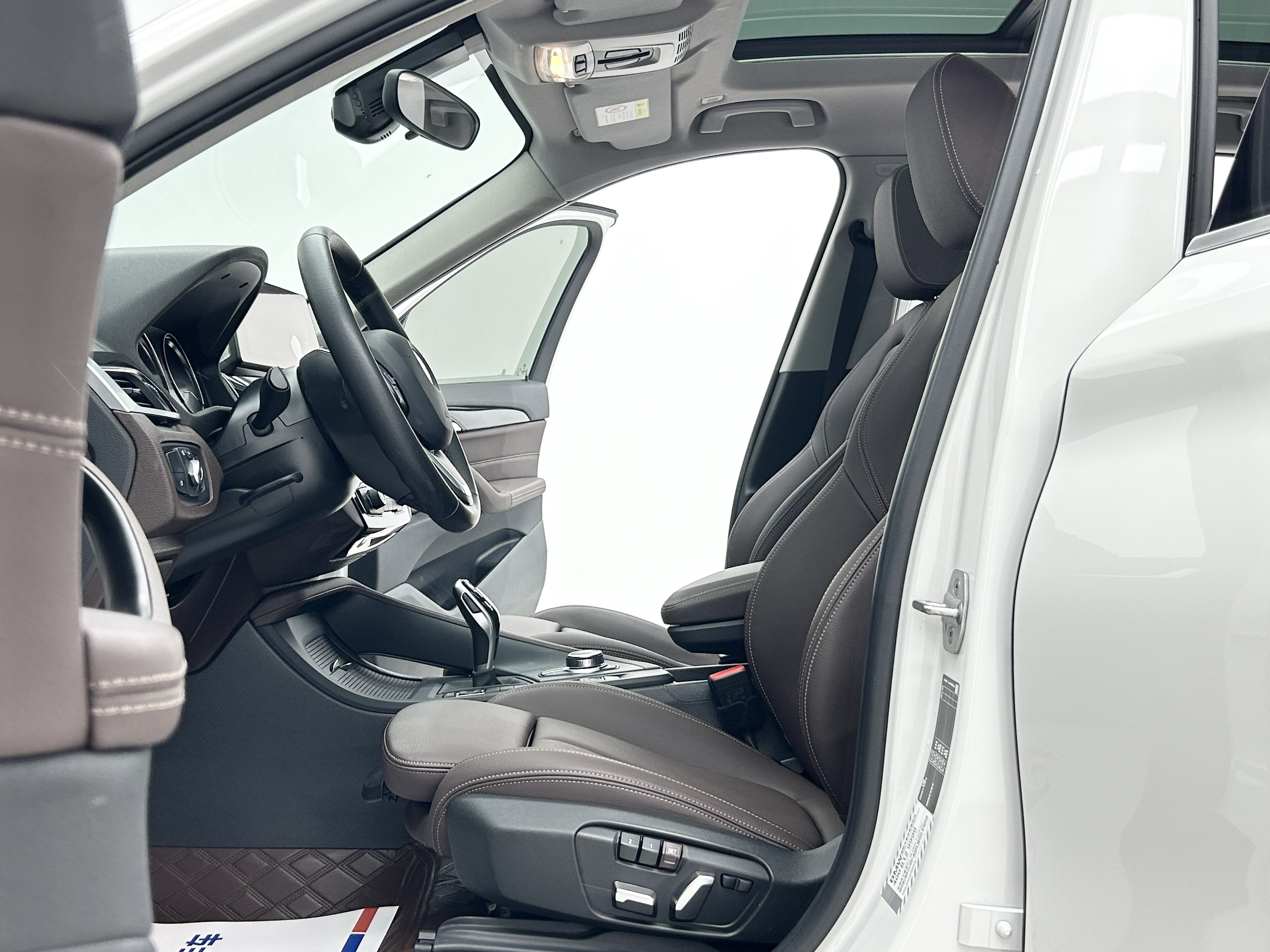 BMW X1 2022 #2 BMW X1 2022 car image #2