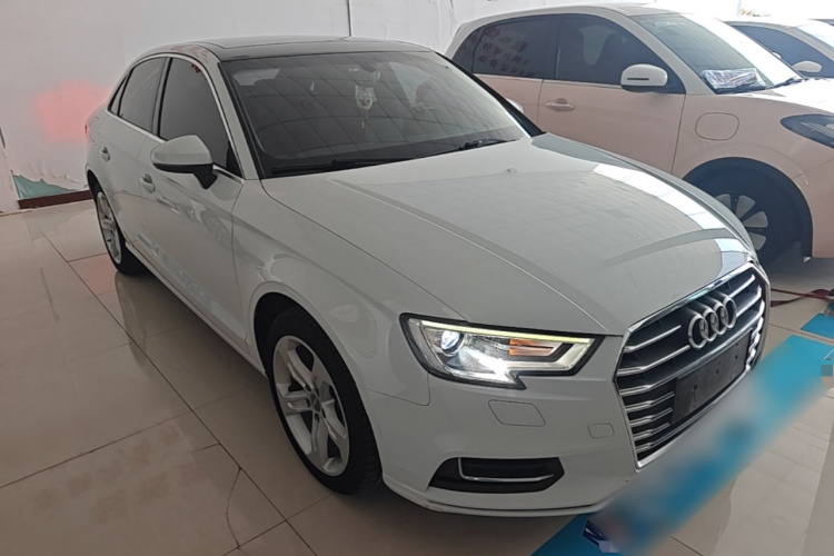 Audi A3 2020 immagine di auto #4