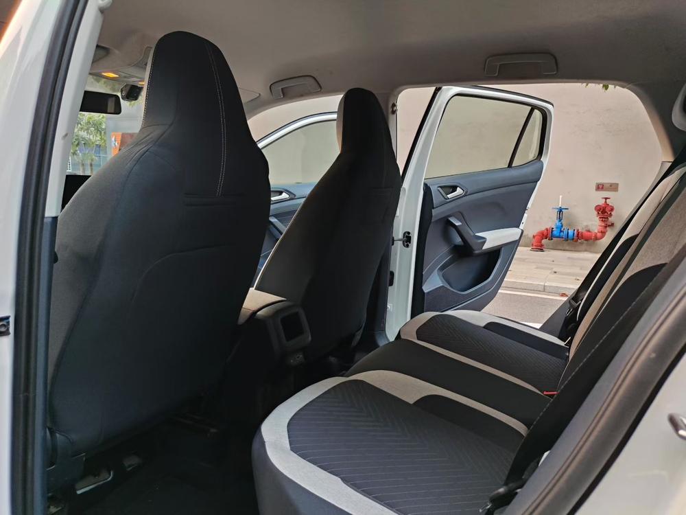 Volkswagen Tharu 2024 immagine di auto #9