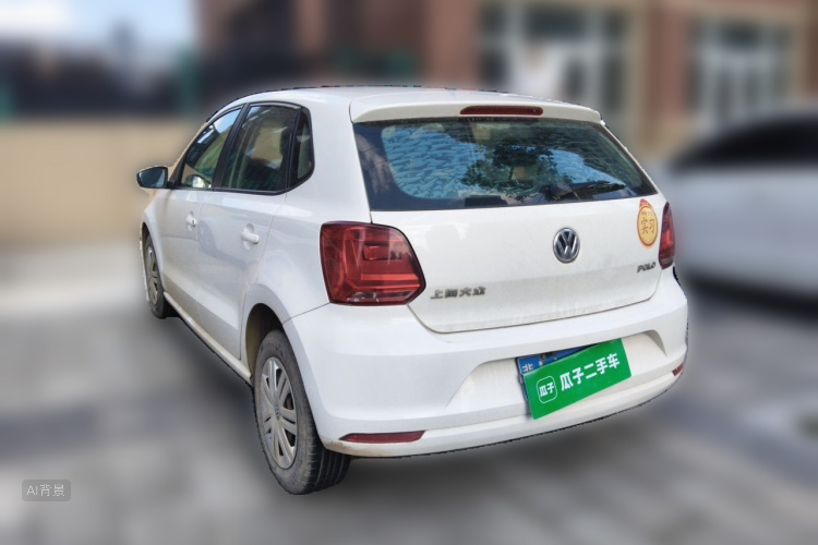 Volkswagen Polo 2015 car image #5