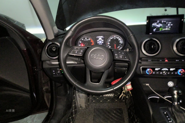 Audi A3 2018 car image #12