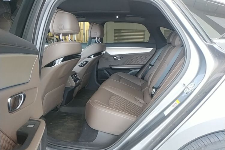 BYD Han 2024 #17 BYD Han 2024 car image #17