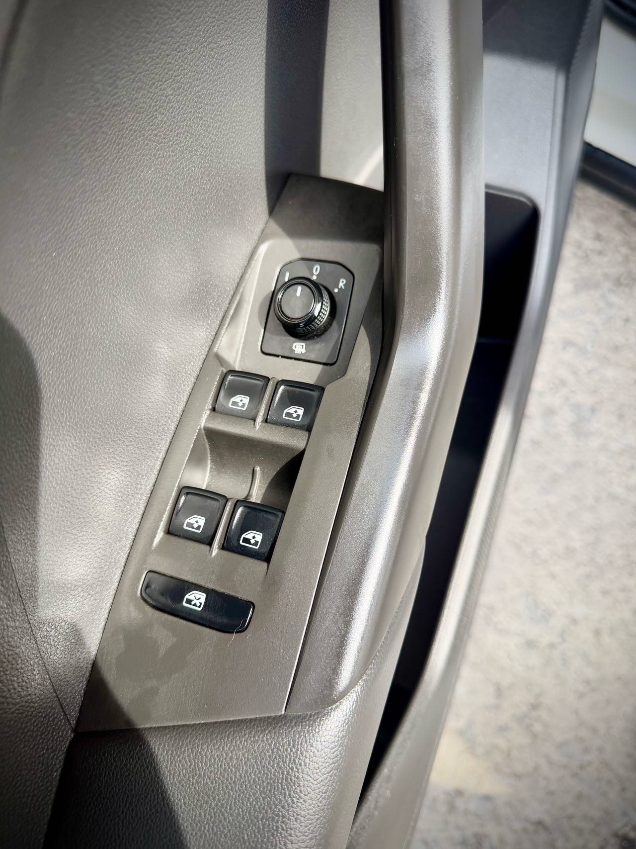 Volkswagen T-Cross 2021 immagine di auto #16