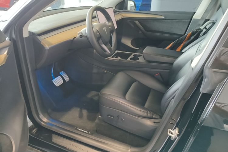 Tesla Model Y 2022 #15 Tesla Model Y 2022 car image #15