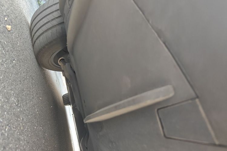 Tesla Model 3 2025 car image #26