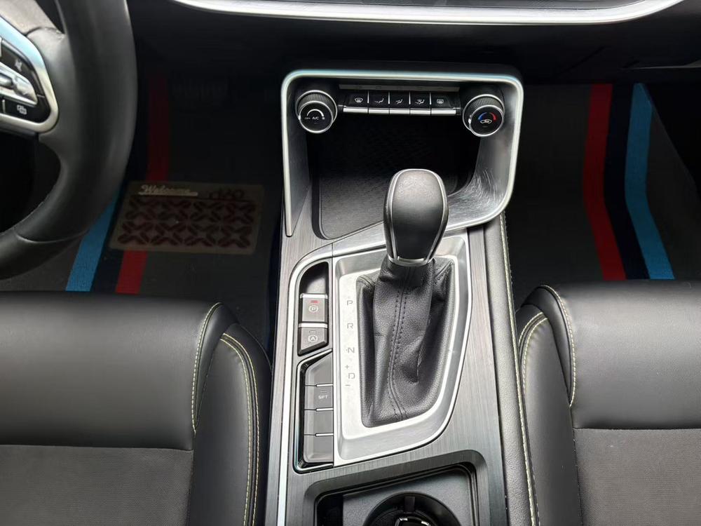 GEELY Binray 2021 imagen de coche #13