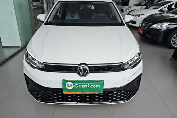 Volkswagen Lavida 2025 car image #3