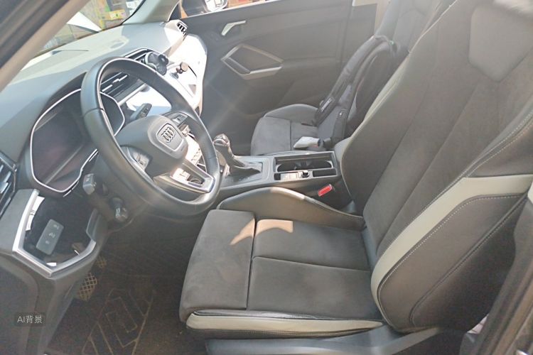 Audi Q3 2020 immagine di auto #17