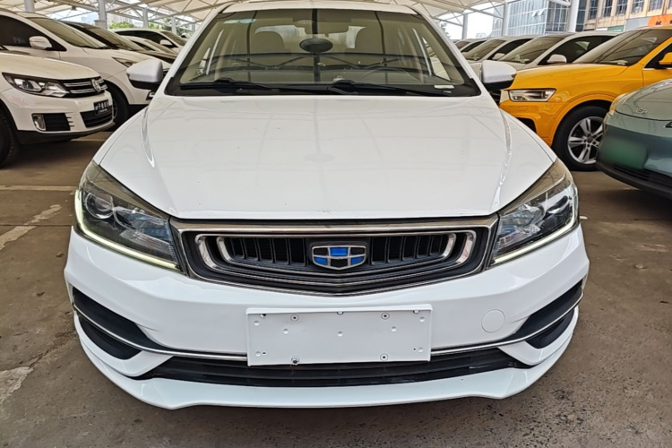 GEELY Emgrand 2019 #3 GEELY Emgrand 2019 car image #3