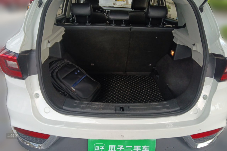 MG ZS 2018 car image #21
