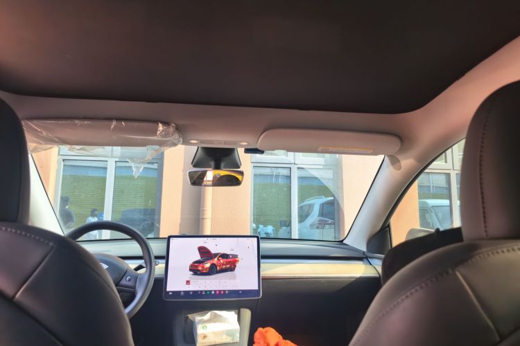 Tesla Model Y 2022 imagen de coche #20