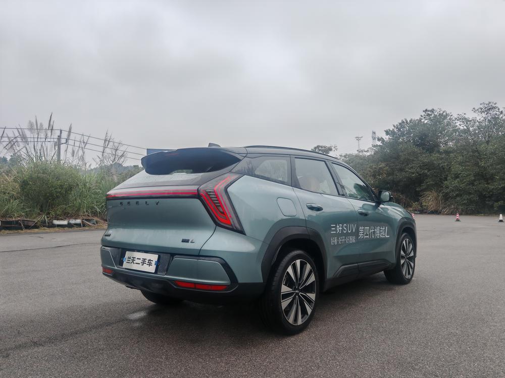 GEELY Boyue L 2025 car image #7
