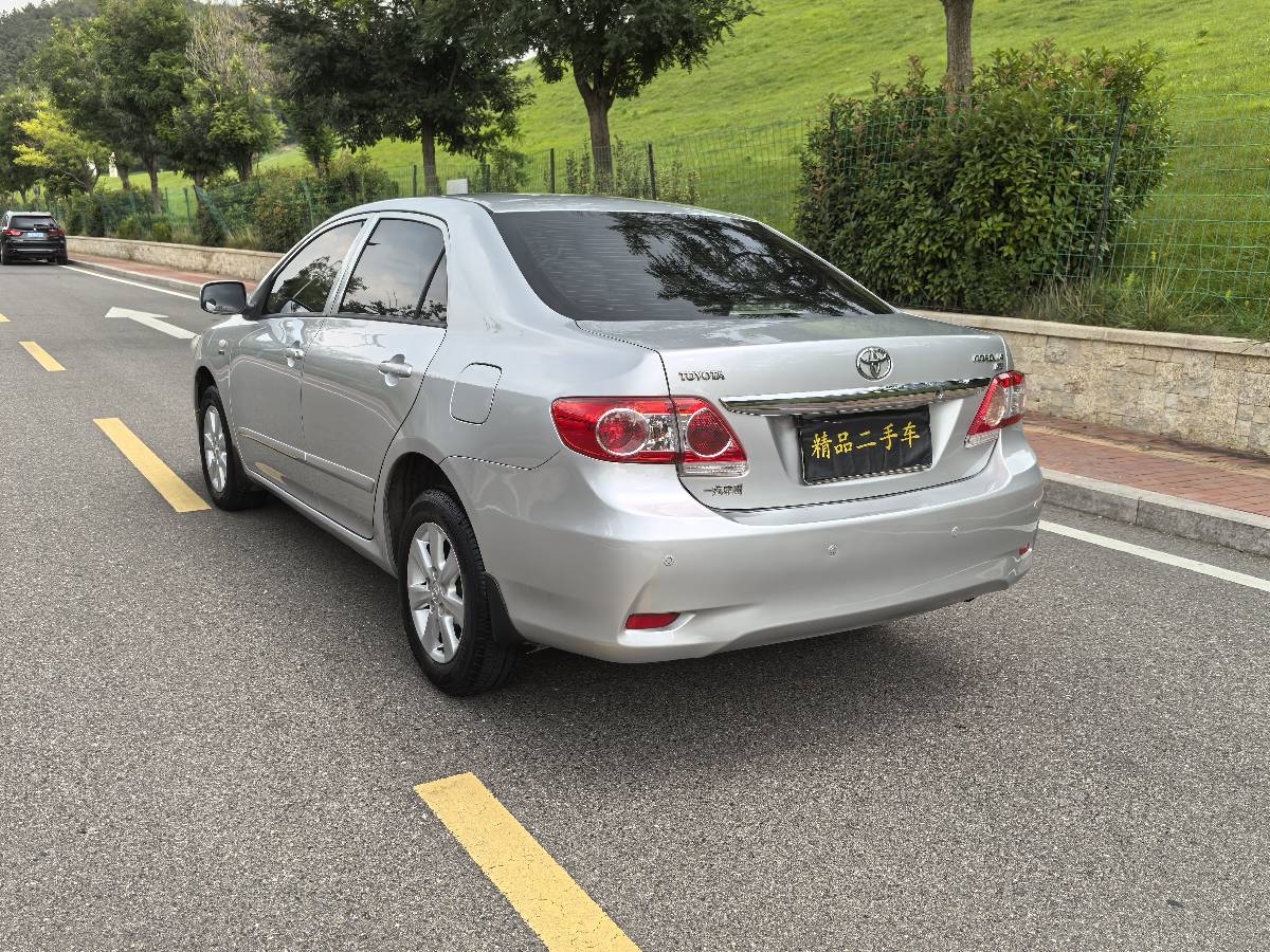 Toyota Corolla 2012 #5 Toyota Corolla 2012 car image #5