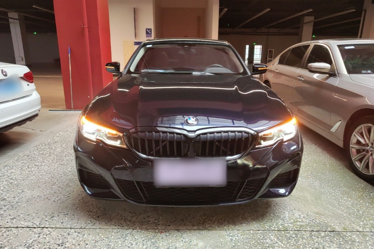 BMW 3 Series 2022 car image #3