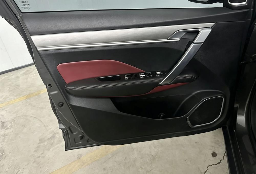 GEELY Coolray 2022 car image #9