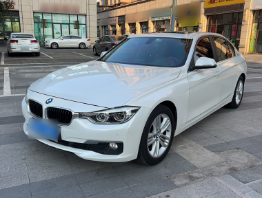 BMW 3 Series 2017 BMW 3 Series 2017 immagine di auto