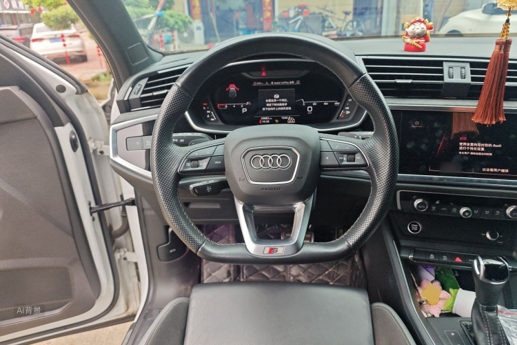 Audi Q3 2023 #12 Audi Q3 2023 car image #12