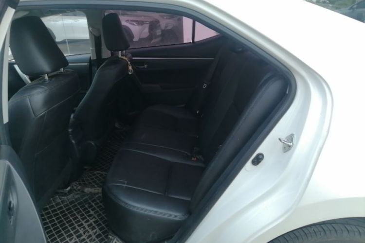 Toyota Corolla 2017 car image #13