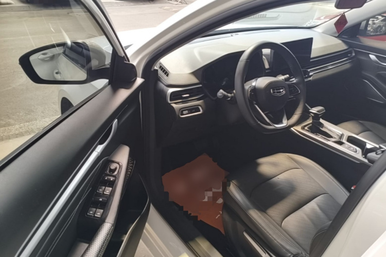 GEELY Emgrand 2022 car image #16