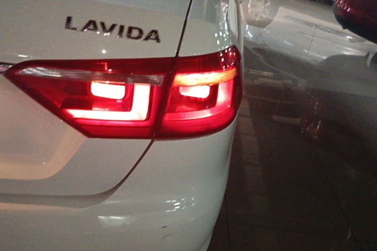 Volkswagen Lavida 2018 #8 Volkswagen Lavida 2018 car image #8