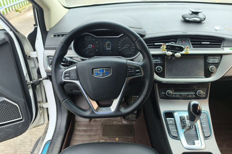 GEELY Emgrand GS 2017 car image #11