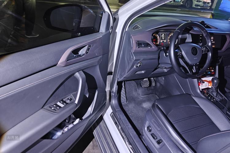 Volkswagen Tharu 2021 immagine di auto #18