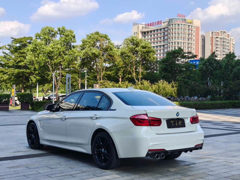 BMW 3 Series 2018 #8 BMW 3 Series 2018 car image #8