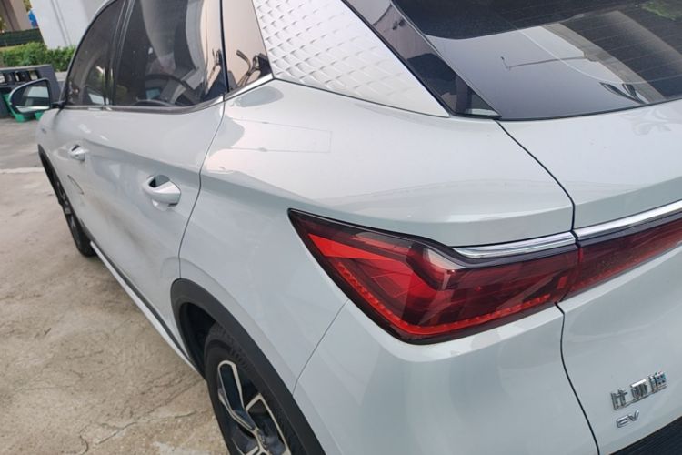BYD Yuan Plus 2023 #5 BYD Yuan Plus 2023 car image #5