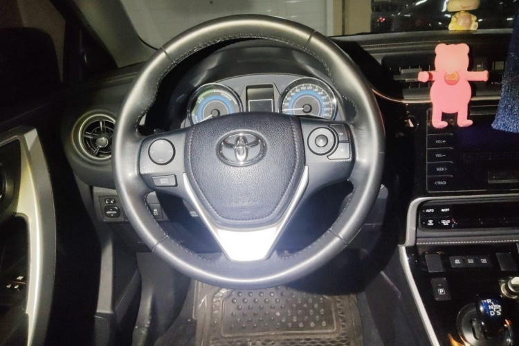 Toyota Corolla 2017 #15 Toyota Corolla 2017 car image #15