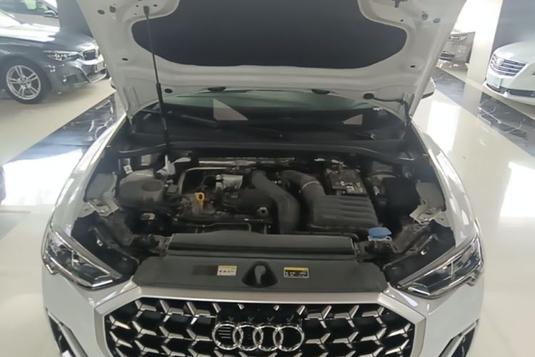 Audi Q3 2024 #22 Audi Q3 2024 car image #22