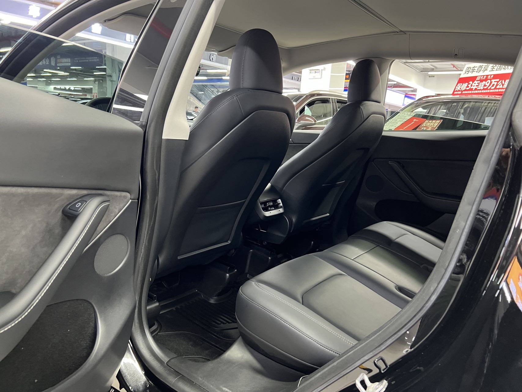 Tesla Model Y 2022 #18 Tesla Model Y 2022 car image #18