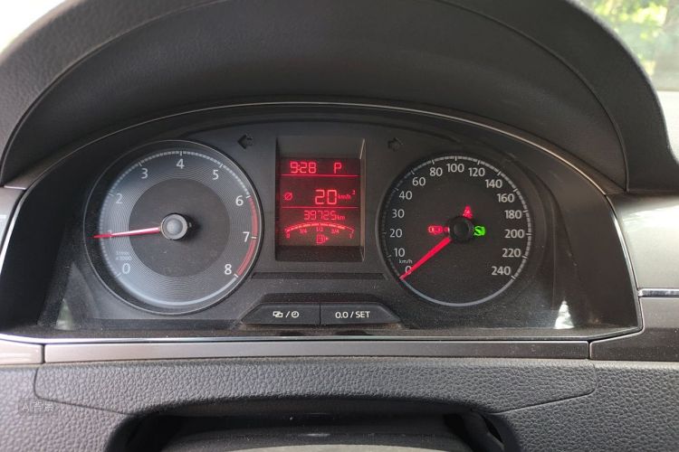 Volkswagen Santana 2019 #13 Volkswagen Santana 2019 car image #13