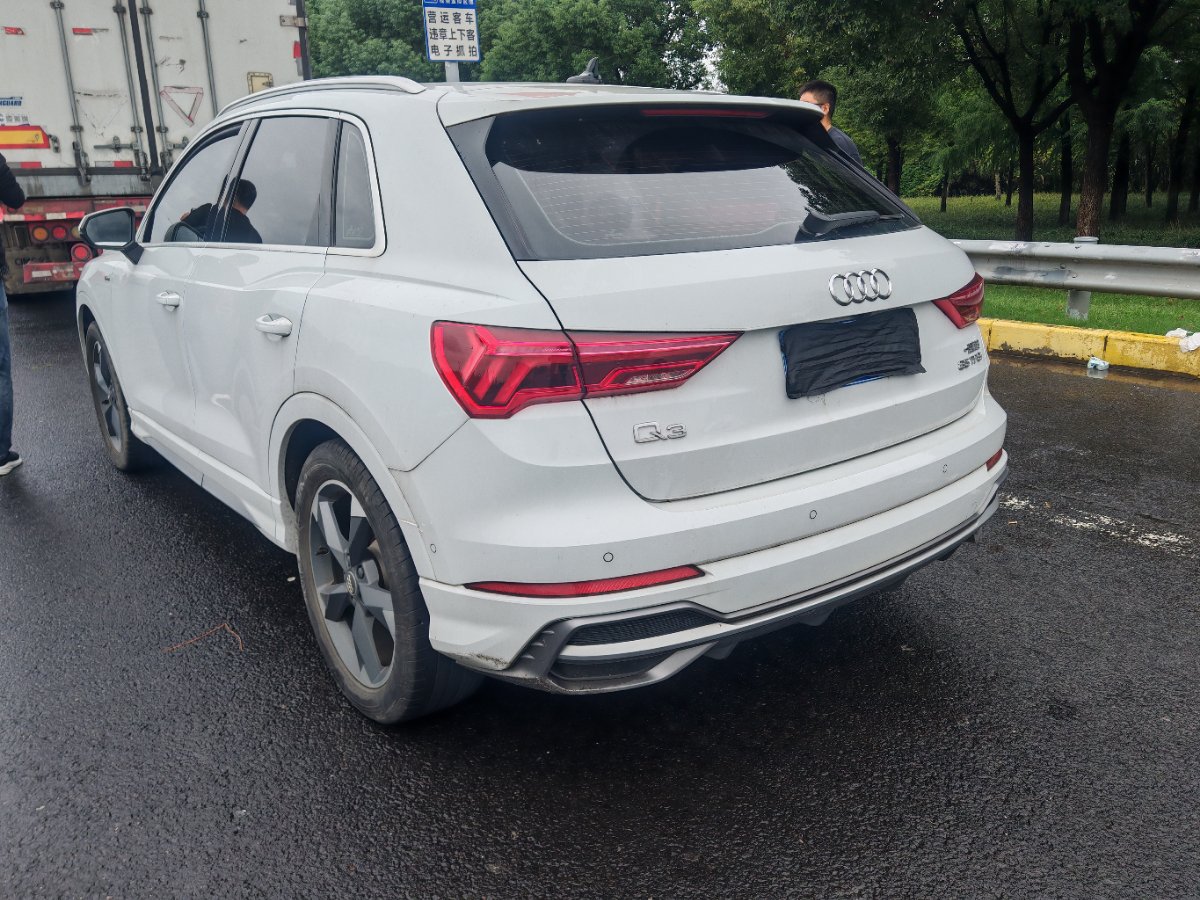 Audi Q3 2020 #5 Audi Q3 2020 car image #5